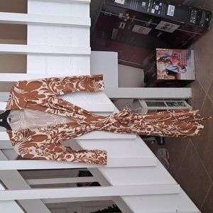 Diane Von Furstenberg  Julian Style Silk Jersey Print Wrap Dress Knee Length sz8